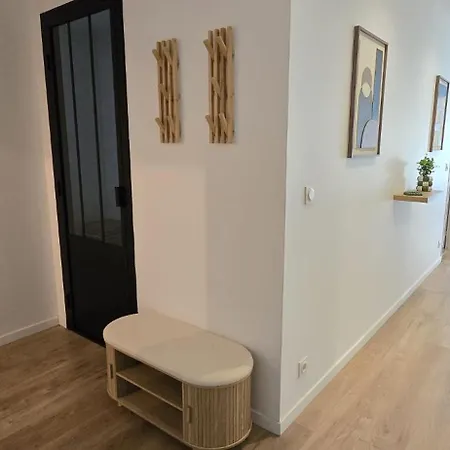 Aux Portes Du Sanctuaire, 4-min A Pied Du Sanctuaire Et Gare Apartment Lourdes